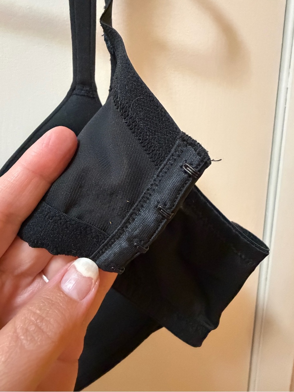 Cacique Black Smooth T-Shirt Bra - Picture 6 of 8